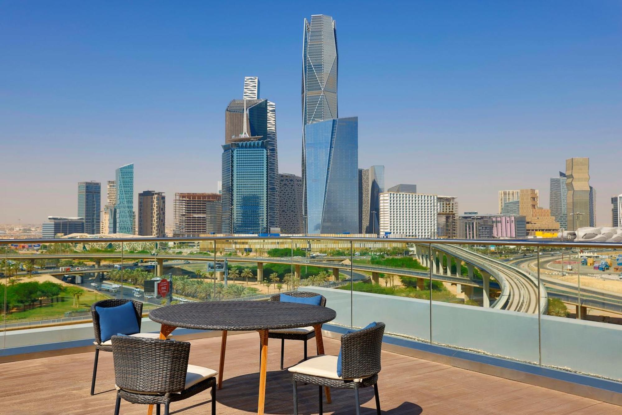 Courtyard By Marriott Riyadh Northern Ring Road Exterior photo
