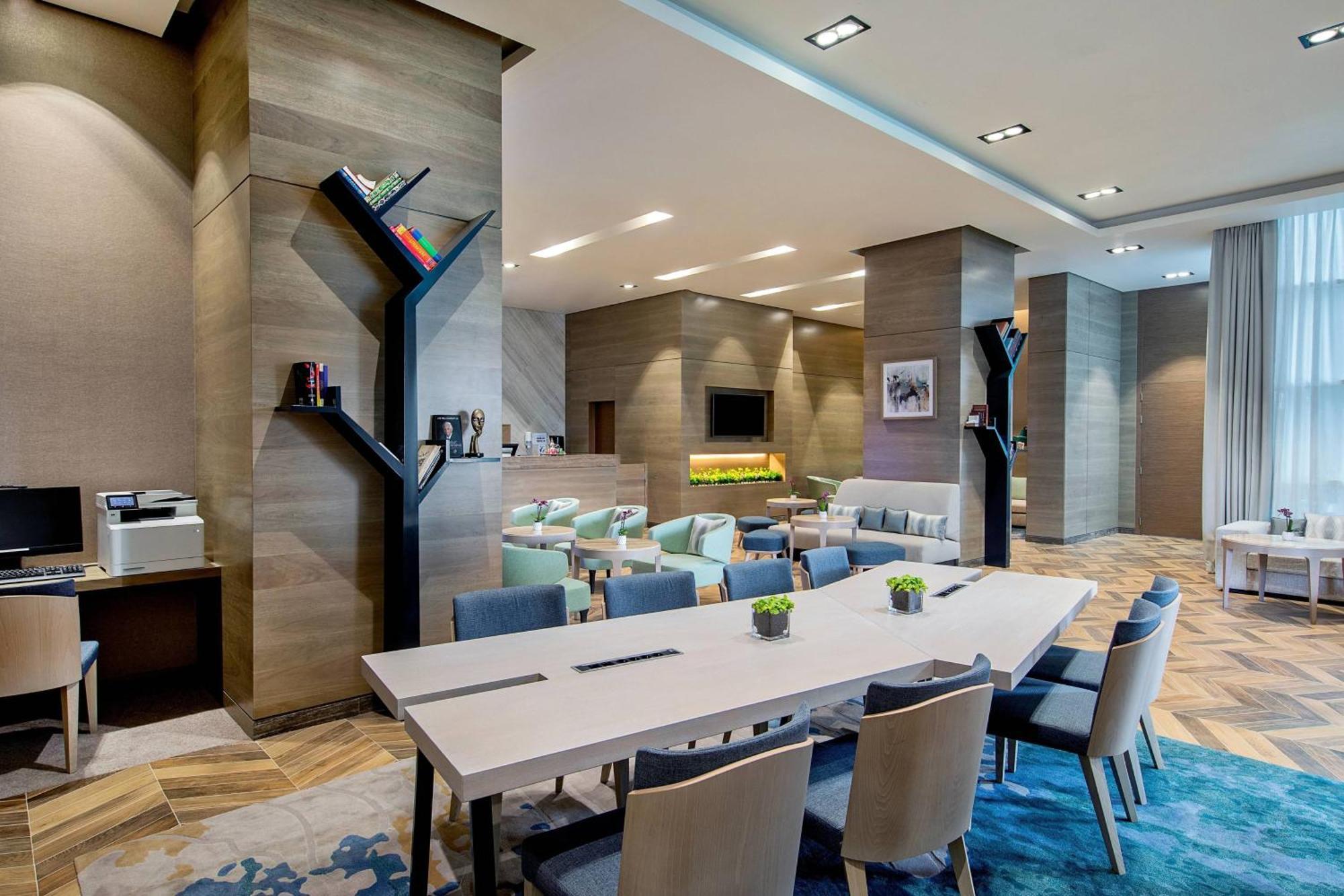 Courtyard By Marriott Riyadh Northern Ring Road Exterior photo