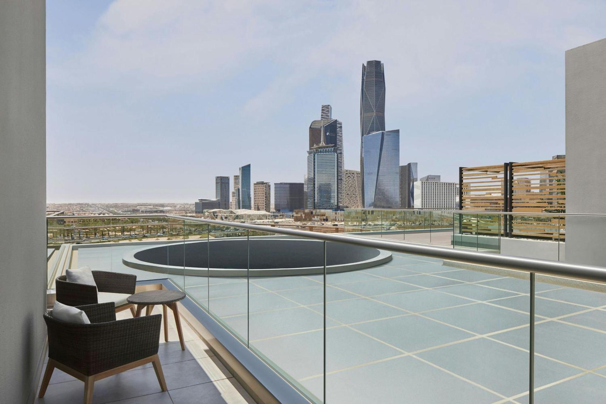 Courtyard By Marriott Riyadh Northern Ring Road Exterior photo