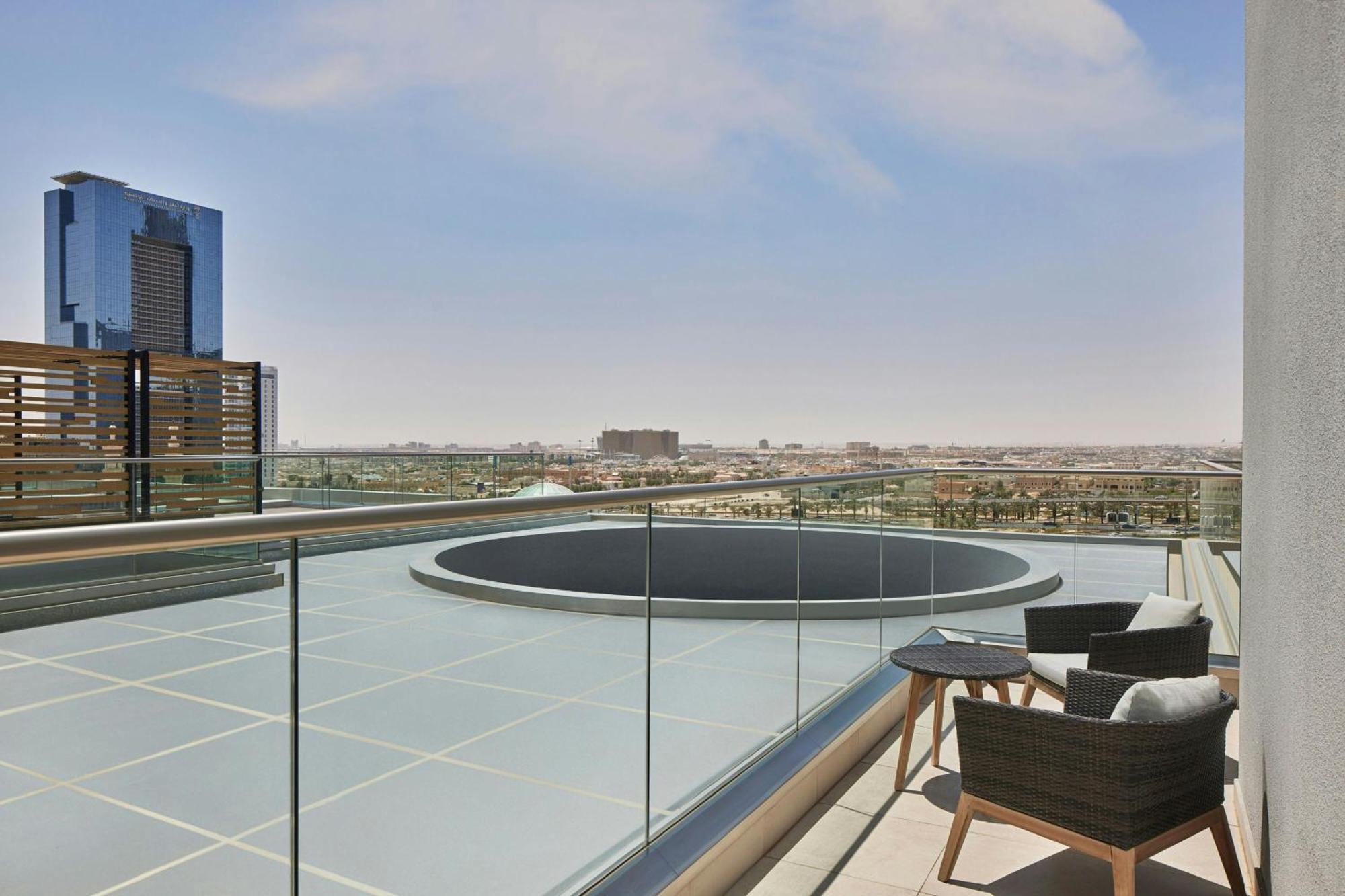Courtyard By Marriott Riyadh Northern Ring Road Exterior photo